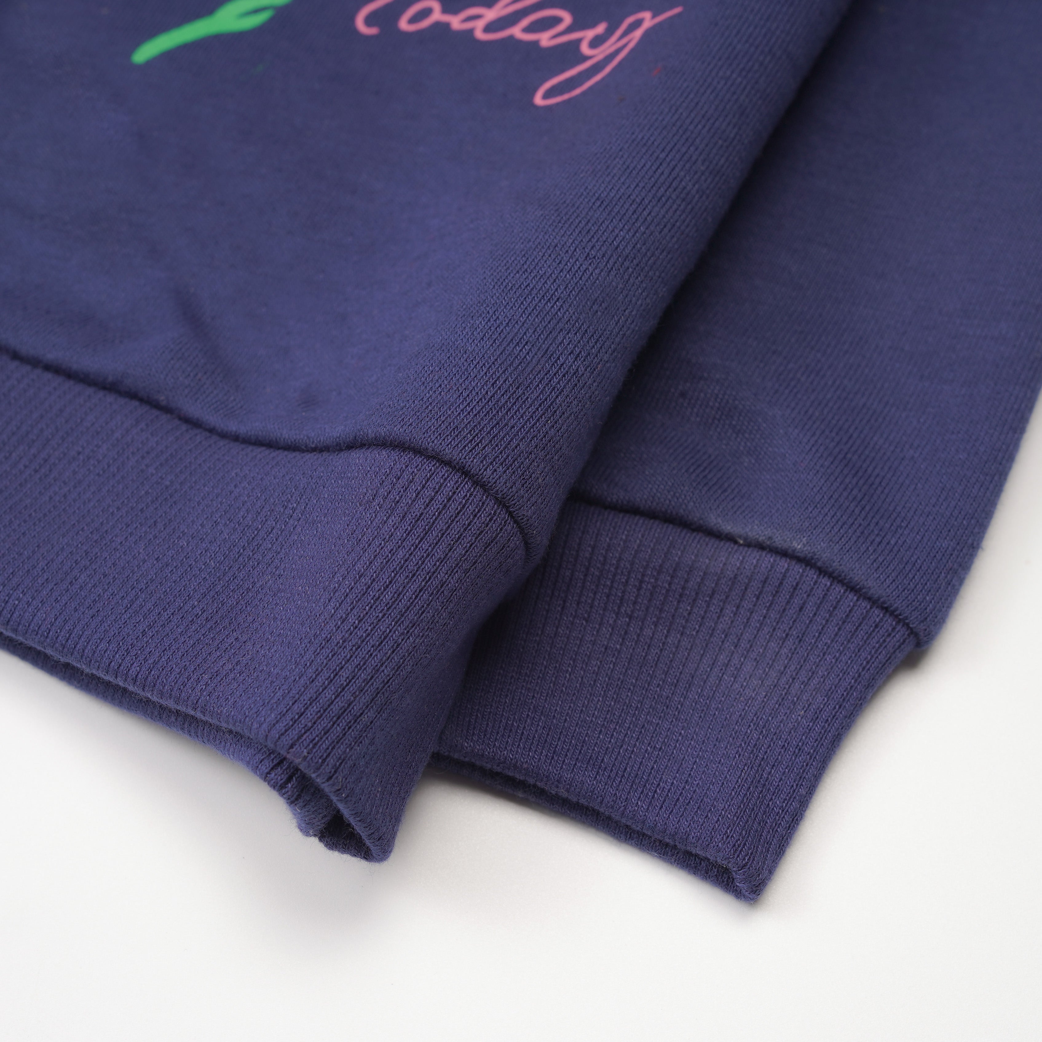 Girls Printed Full Sleeve Sweat T-Shirt Code (7221)
