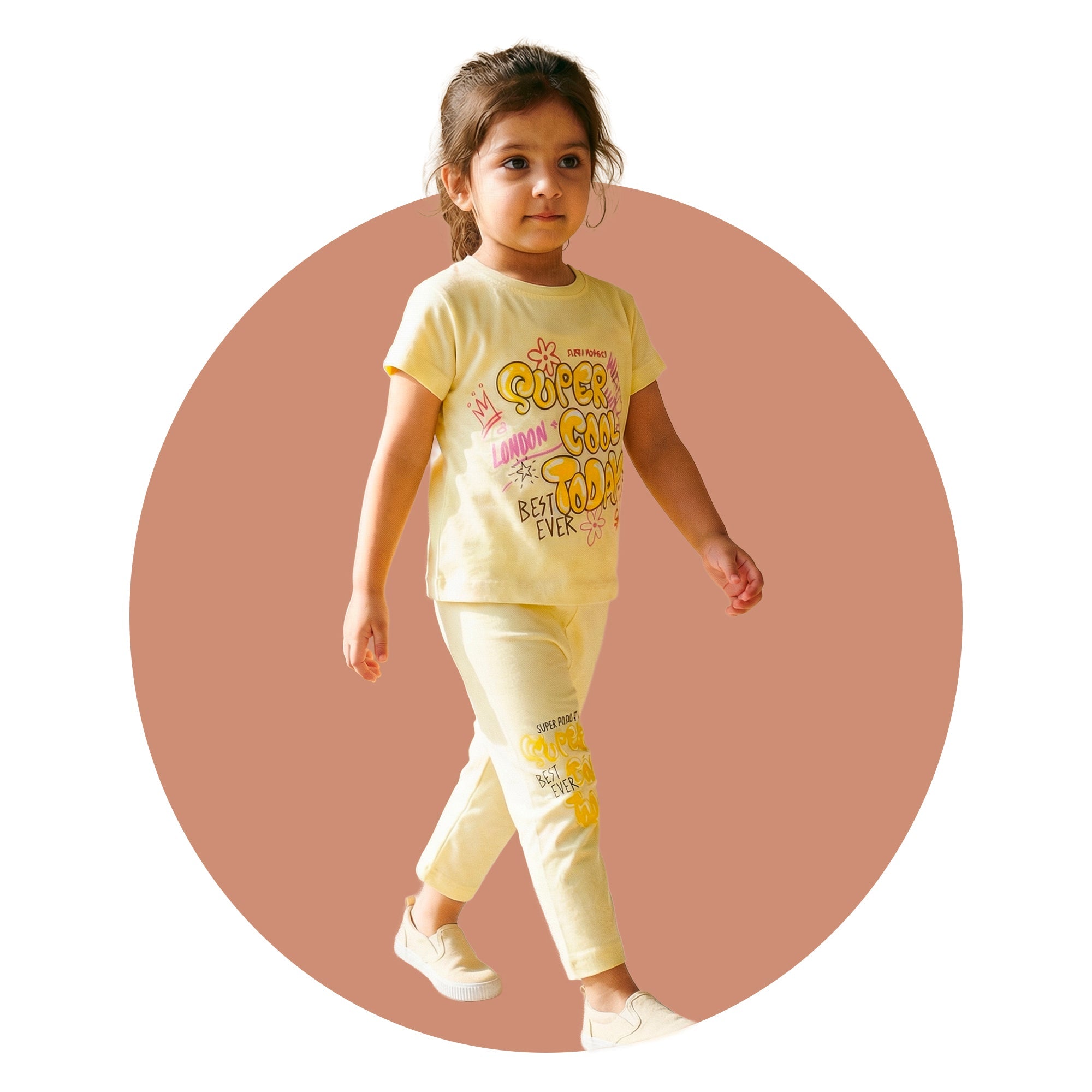 Buy Girls' 2-Piece Suit Sets Online in Pakistan | kjunctionf