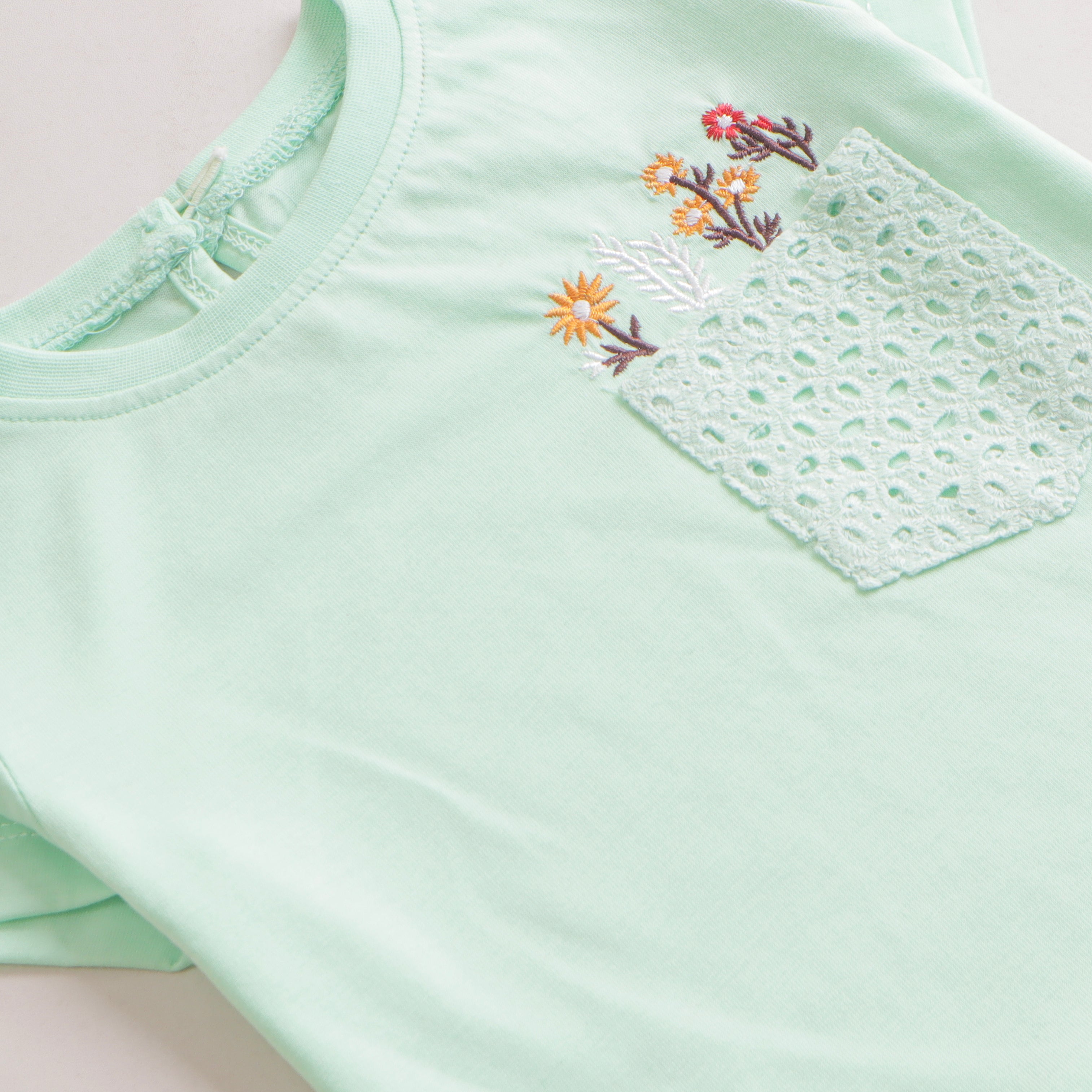 Girls Half sleeves T-shirt