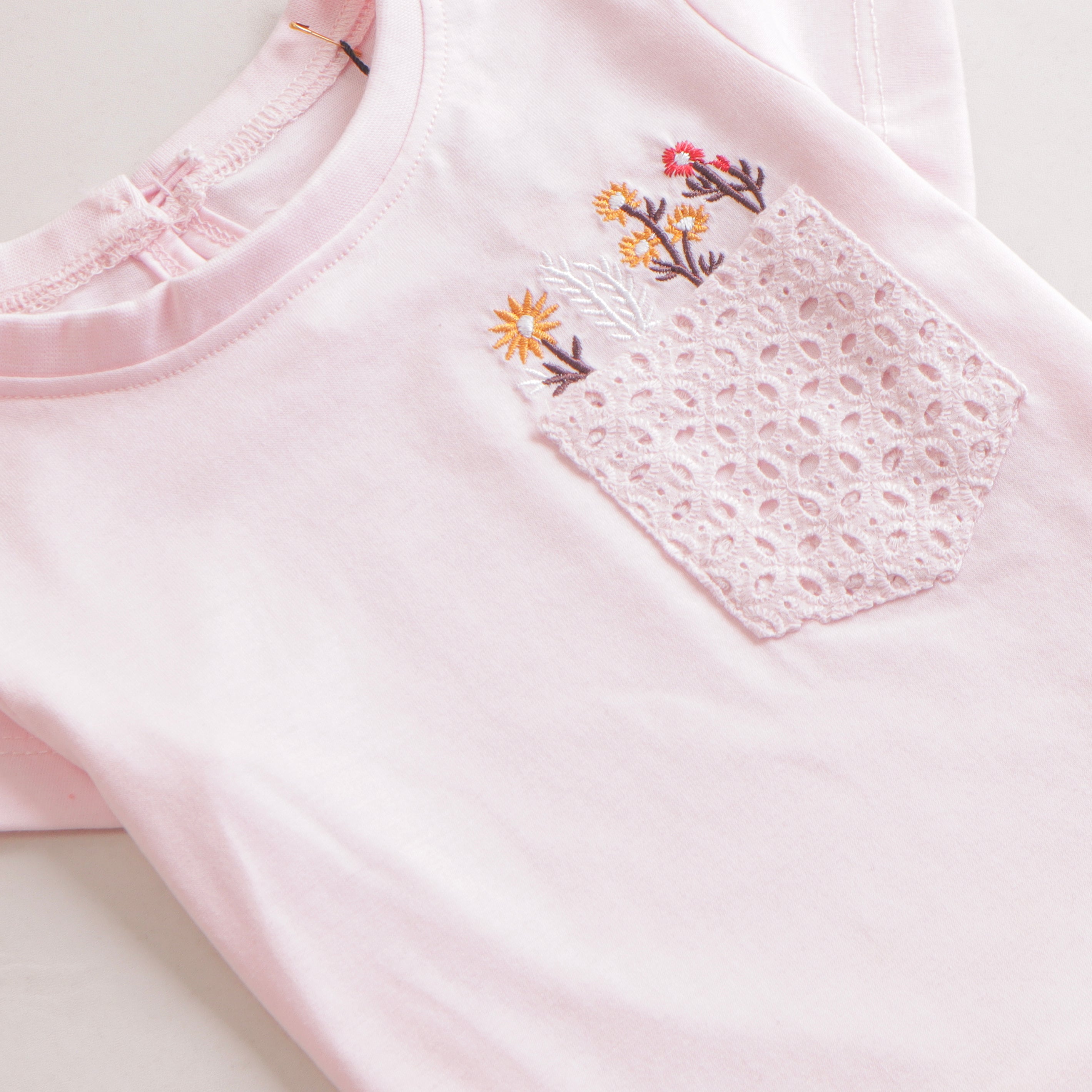 Girls Half sleeves T-shirt