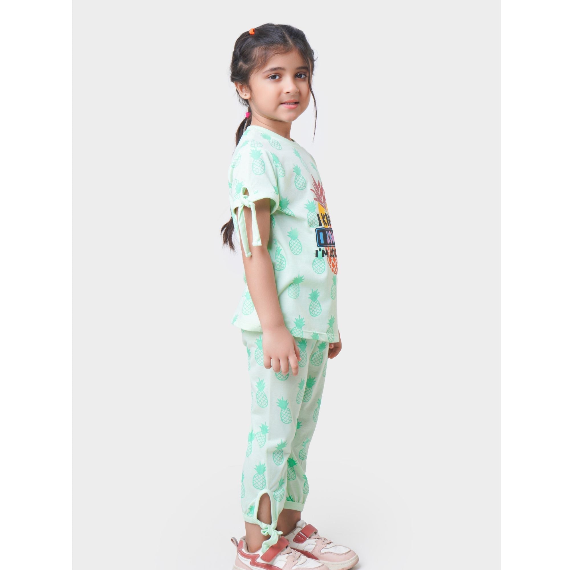 Girls 2 piece set (I'M Adorable)