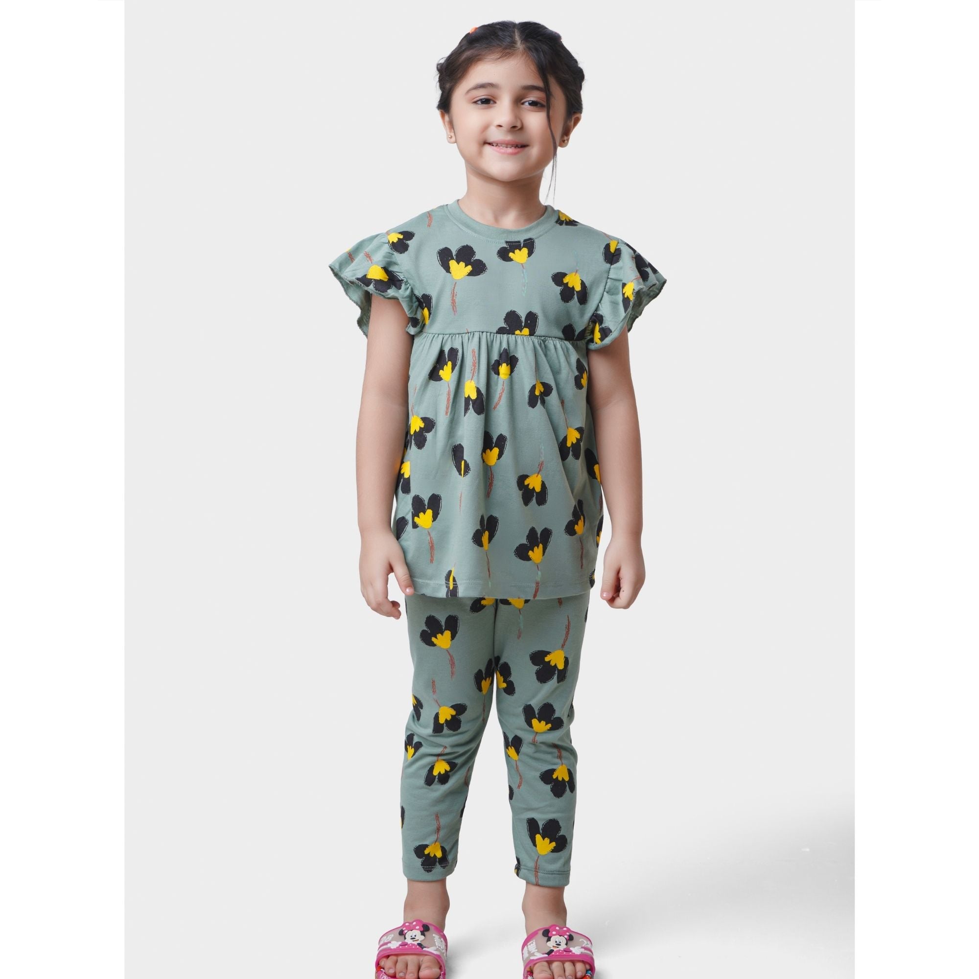 Girls 2 piece set (Printed Flowers)