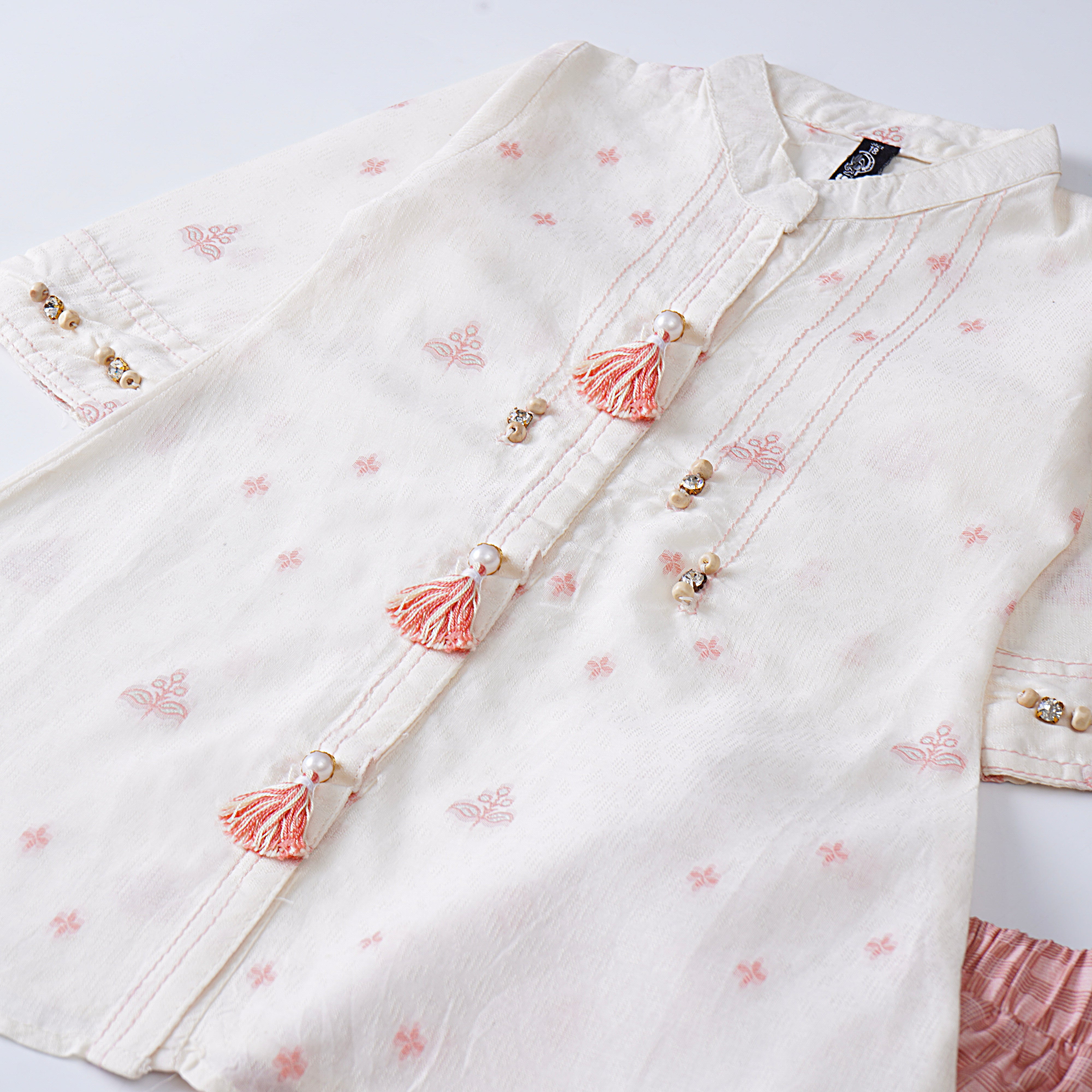 Girls Suit (2057)