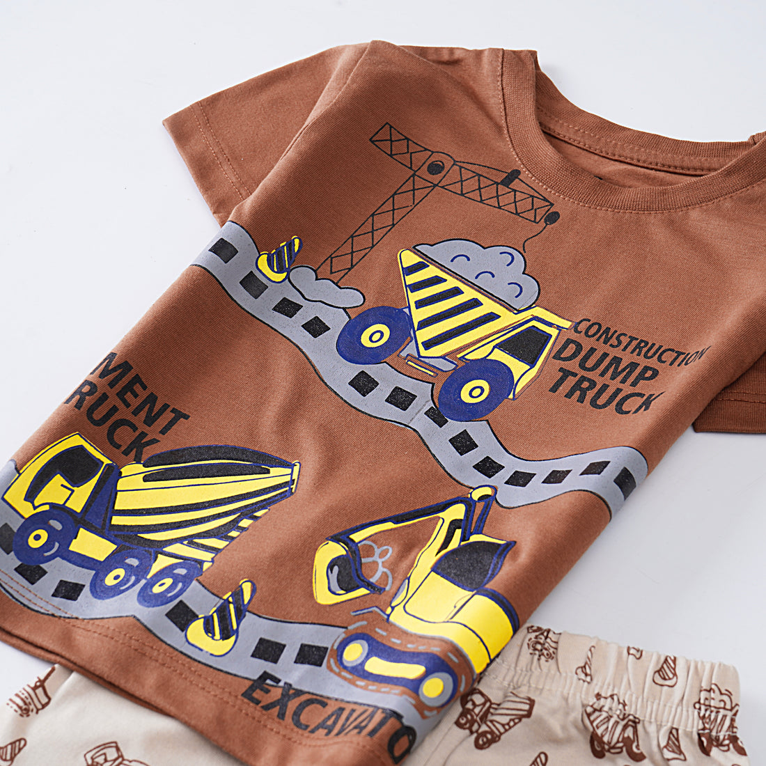 Boys Half Sleeves 2 Piece Suit (Construction)
