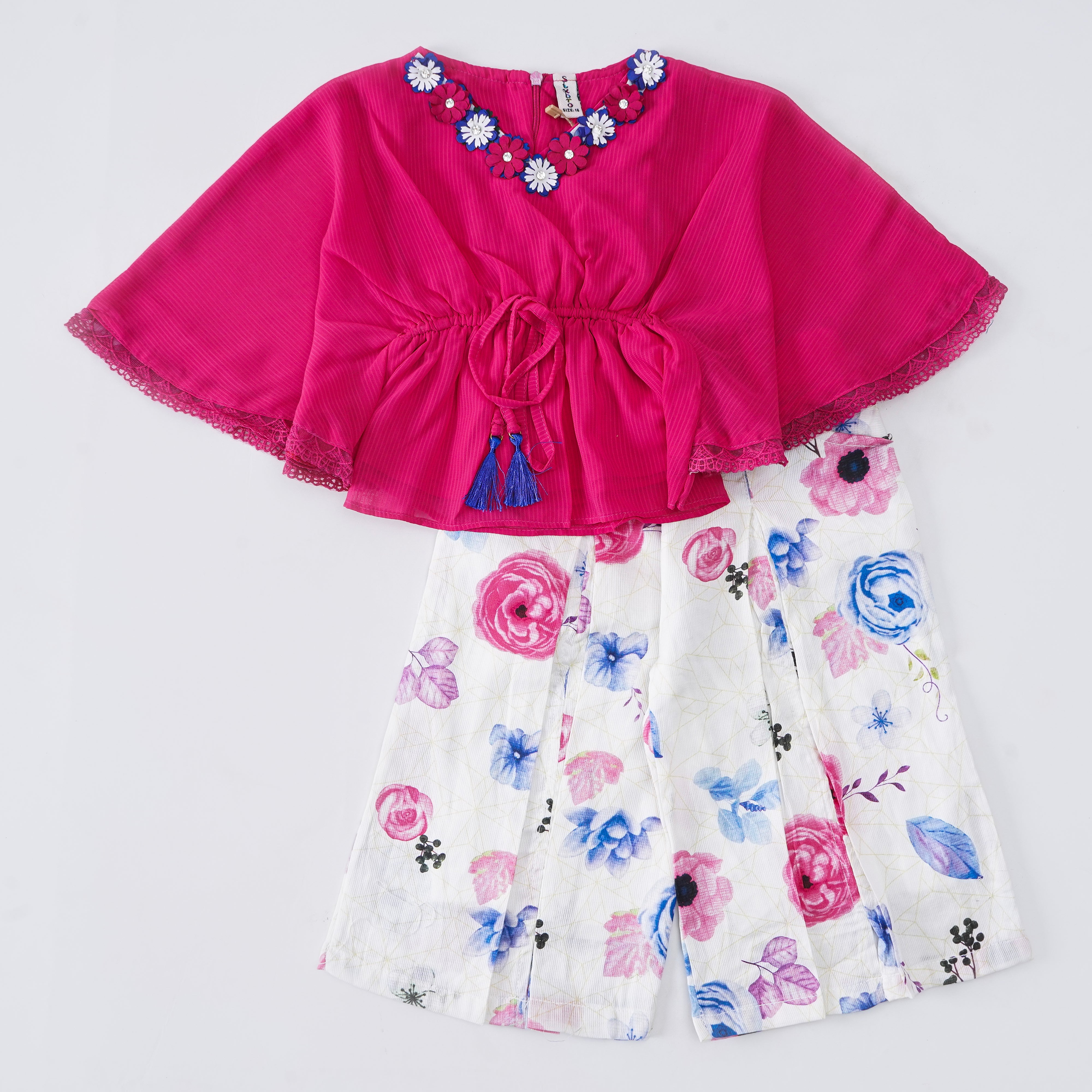 Girls Suit (2014)