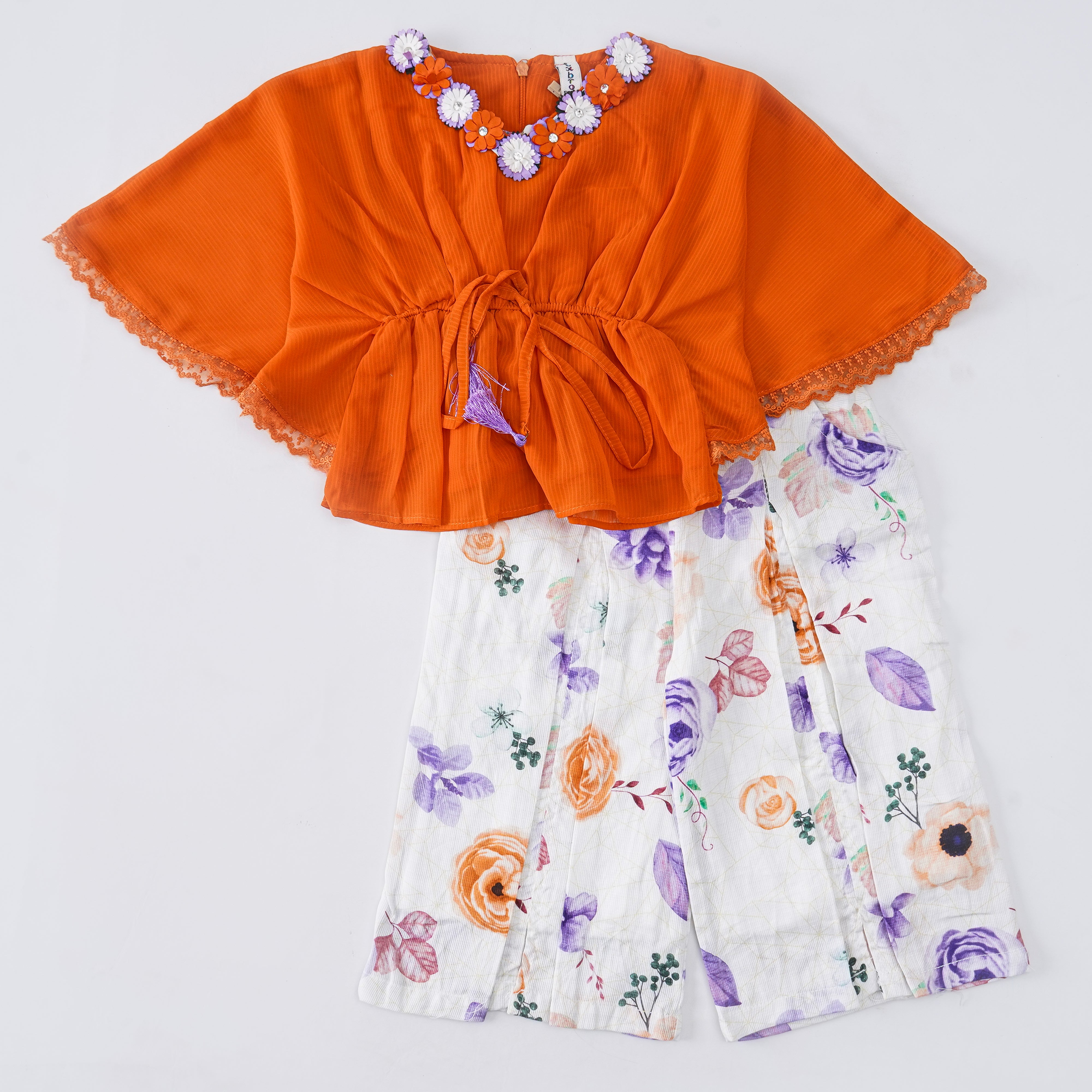 Girls Suit (2014)