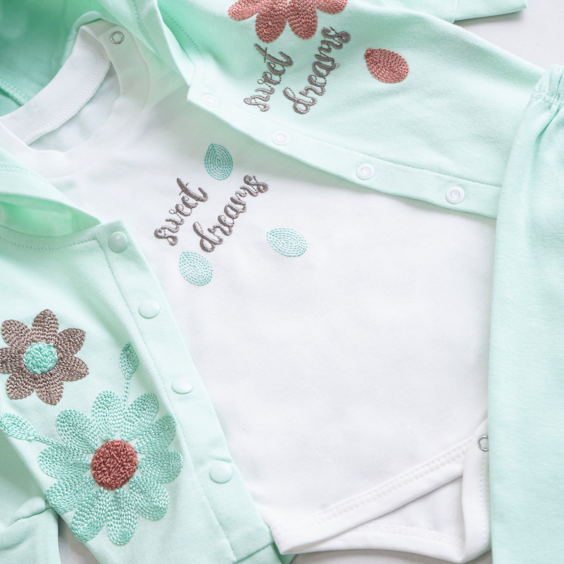 Infant Girls 3 Pcs Suit – Green, Peach, Pink & Yellow Winter Set (3-6 Months)