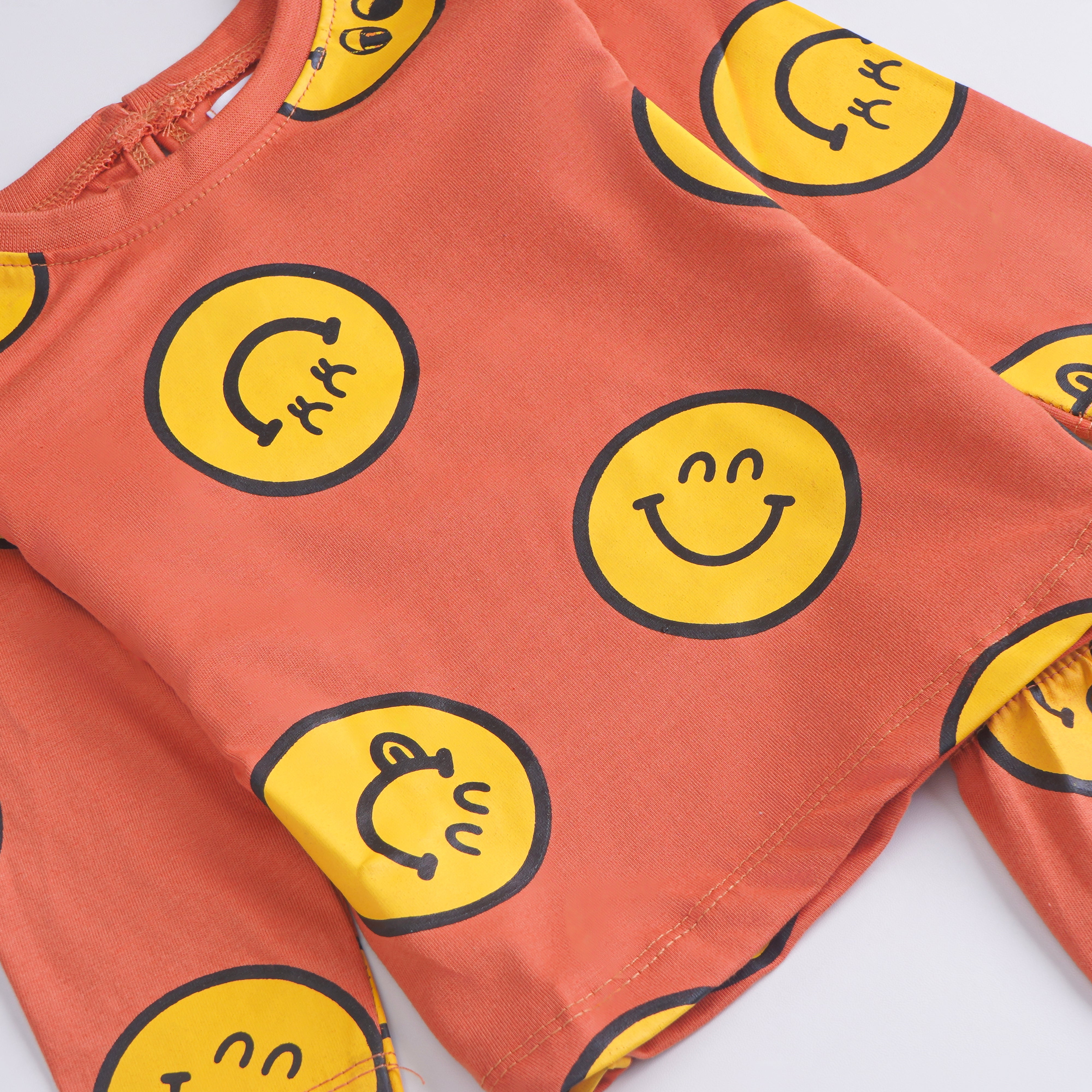 Girls Printed Full Sleeve Suit