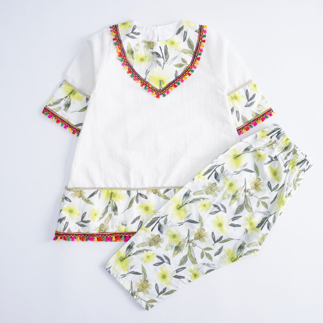 Girls Suit (2494)