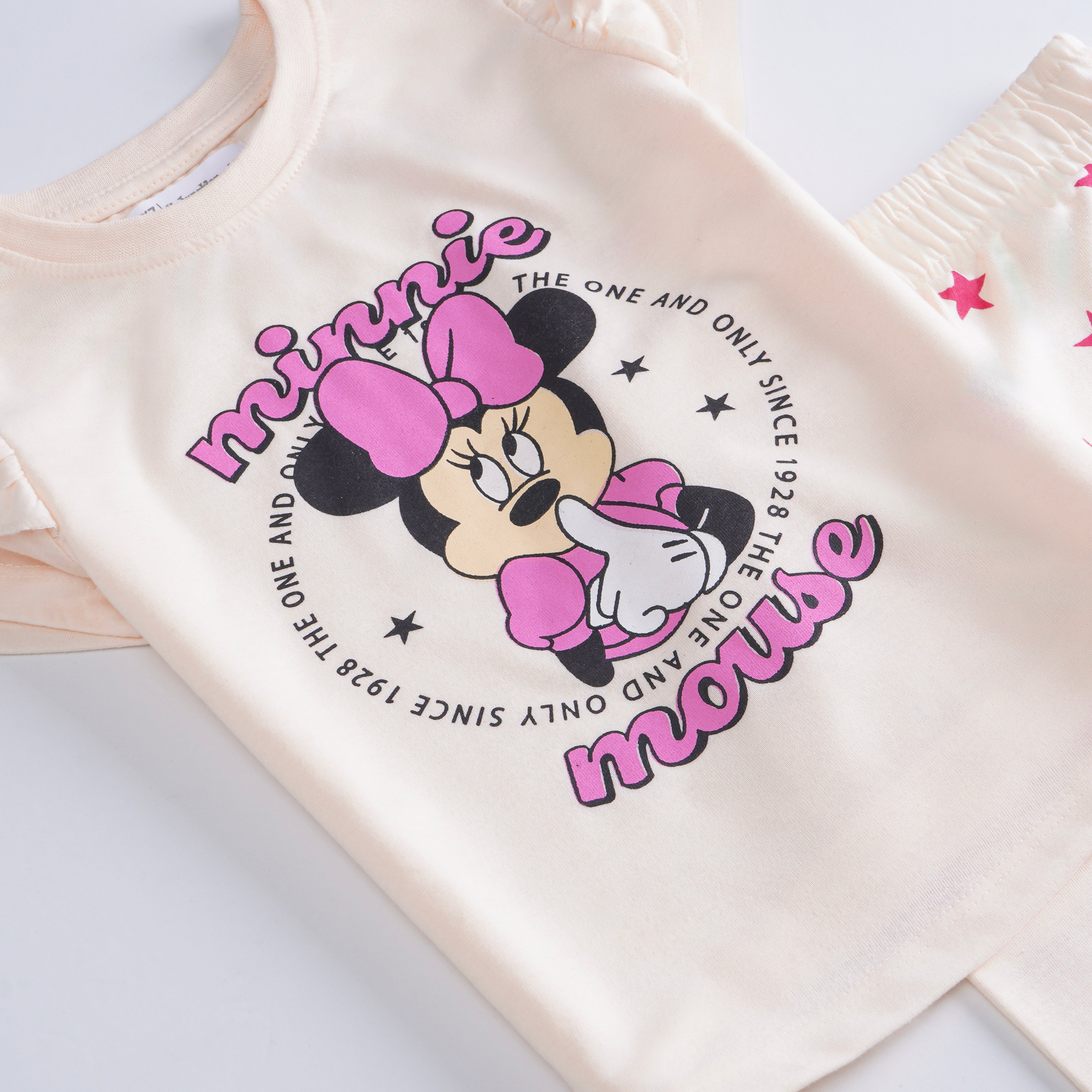 Girls 2 piece set (Minnie Mouse)
