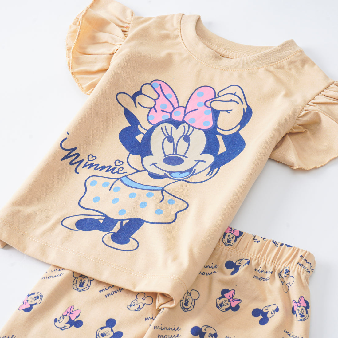 Girls 2 piece set (Minnie Mouse)