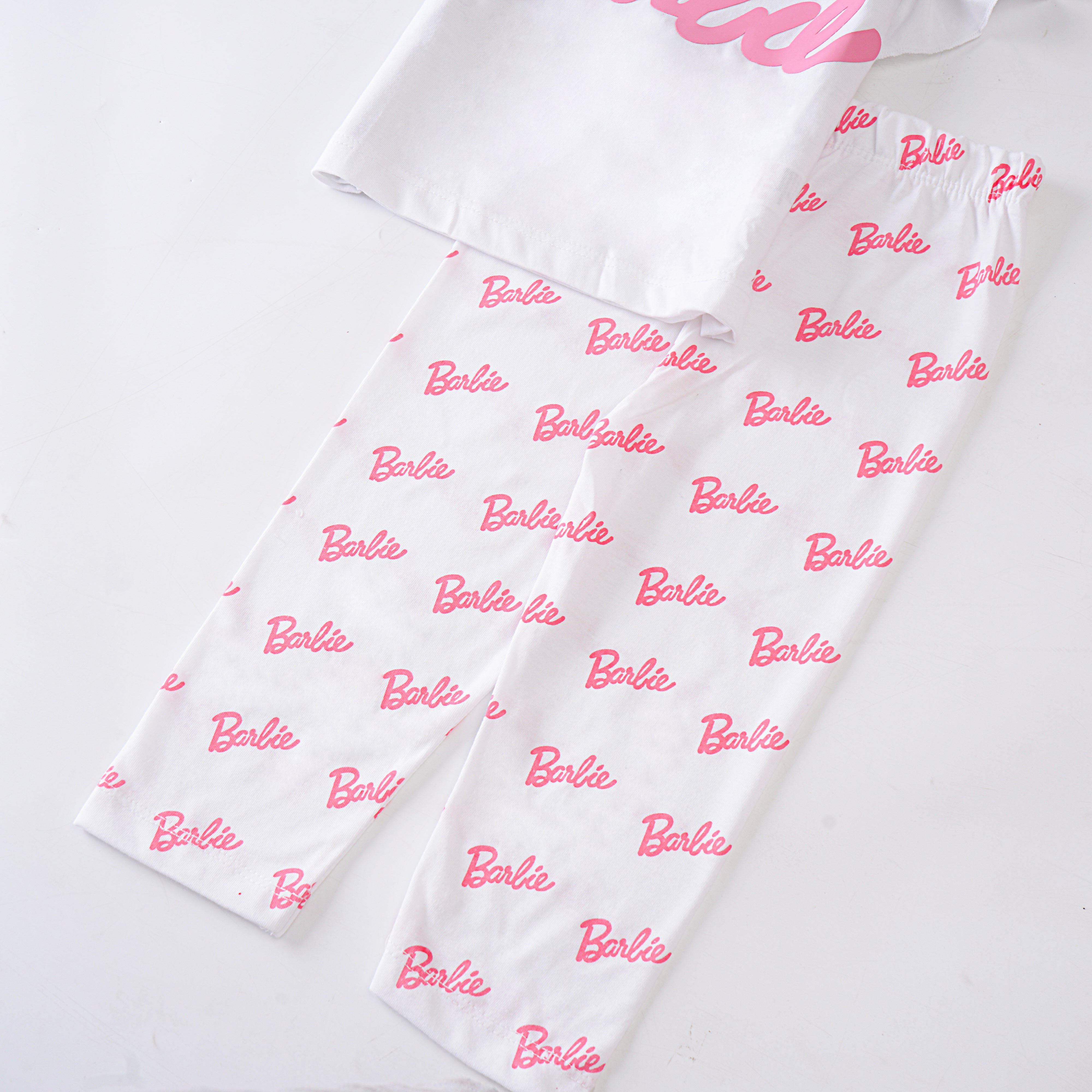 Girls 2 piece set (Barbie)