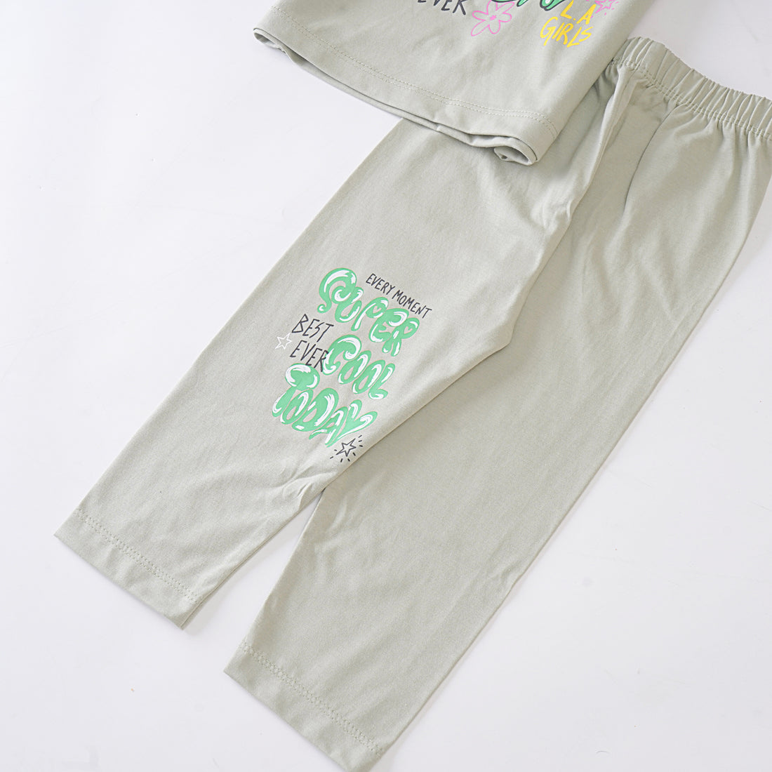 Girls 2 piece set (Super Cool)