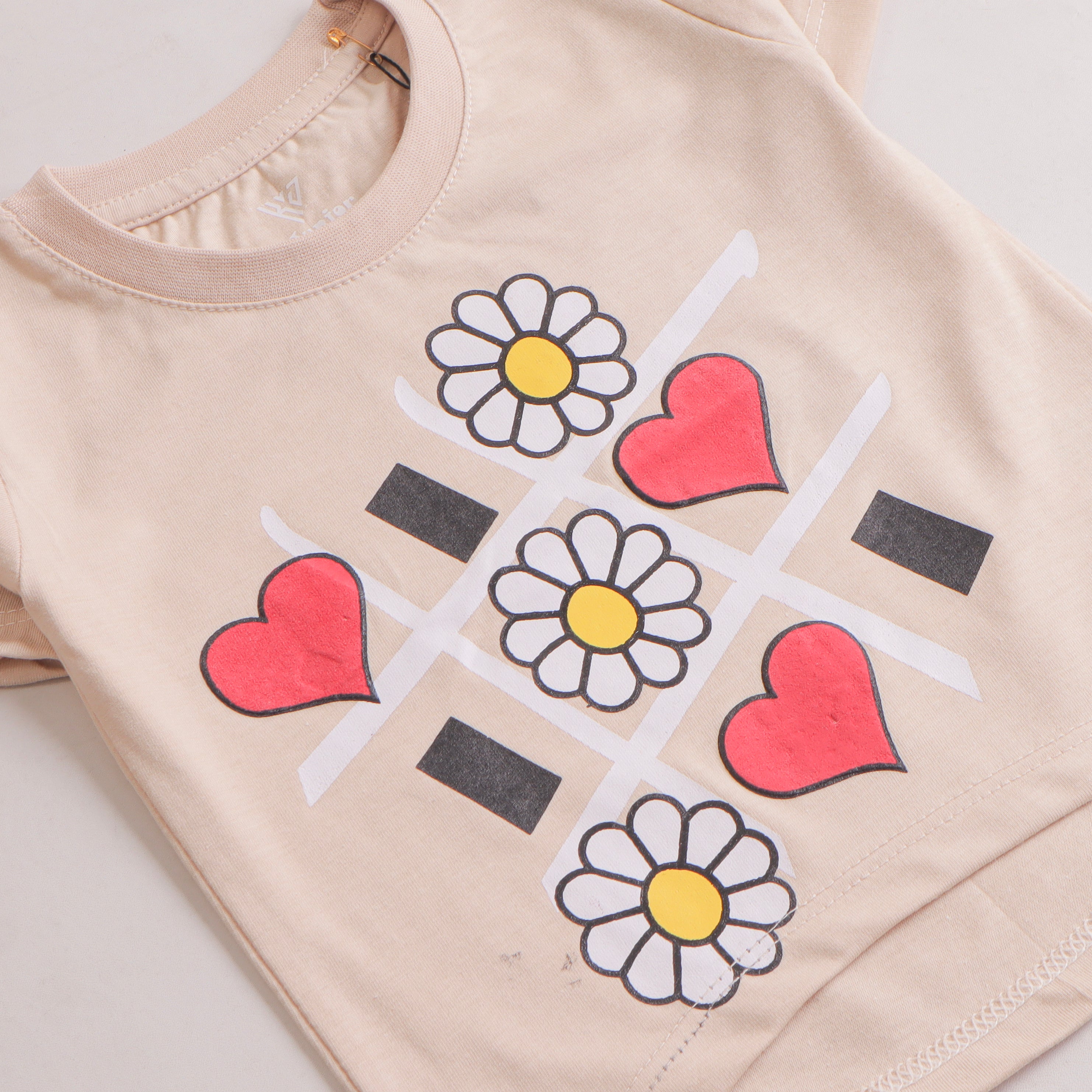 Girls H/S t shirt code - (flower)