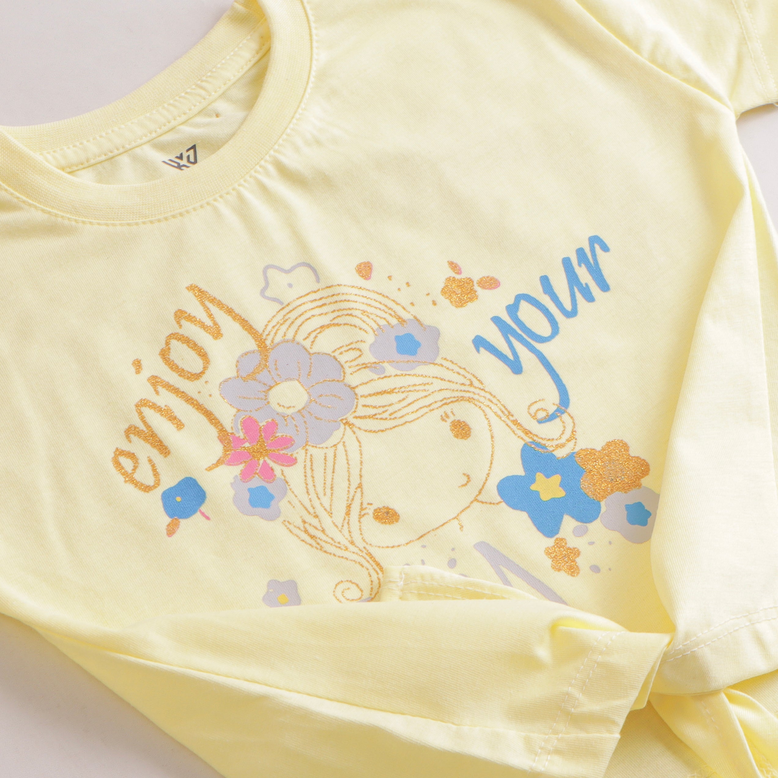 Girls Half sleeves T-shirt