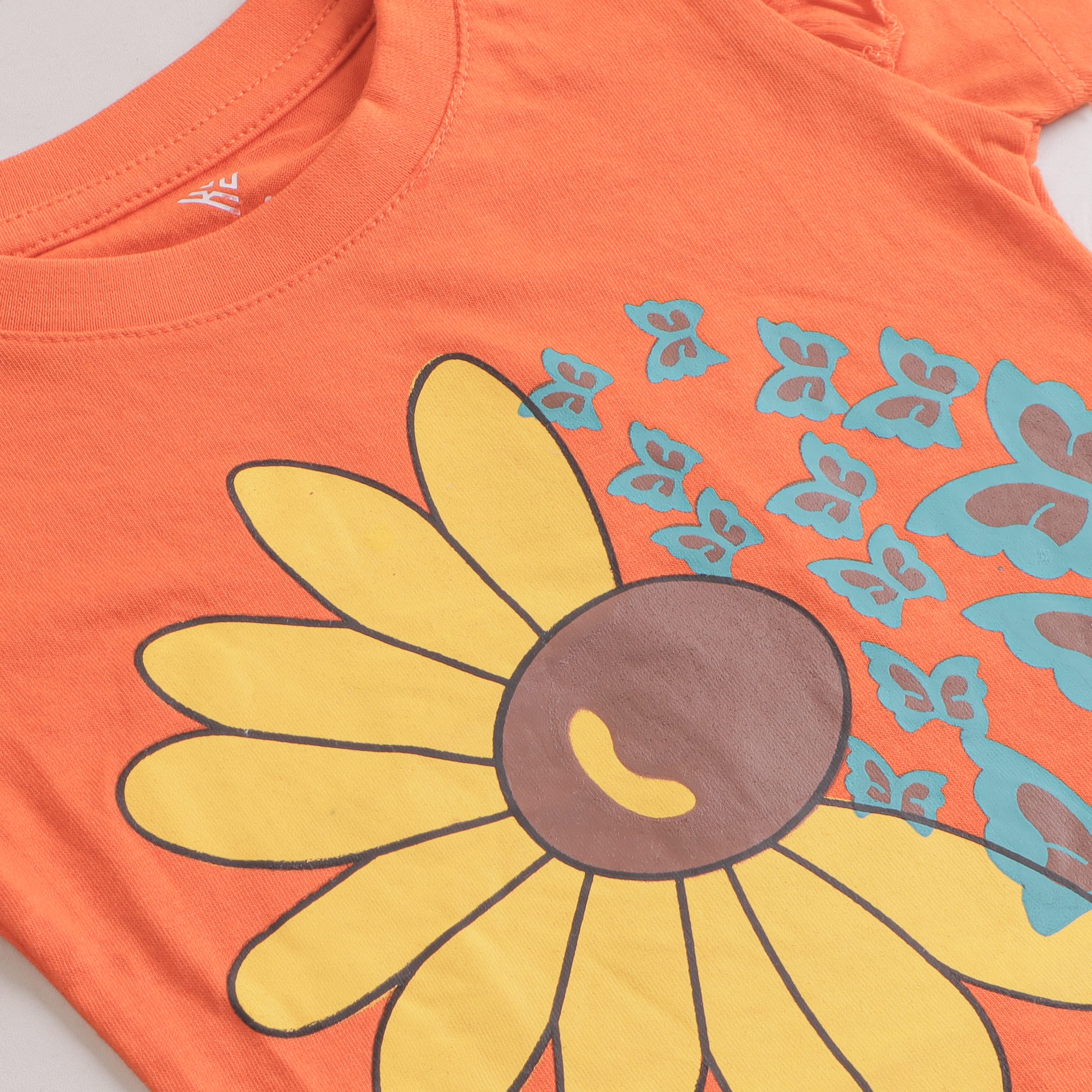 Girls Half sleeves T-shirt