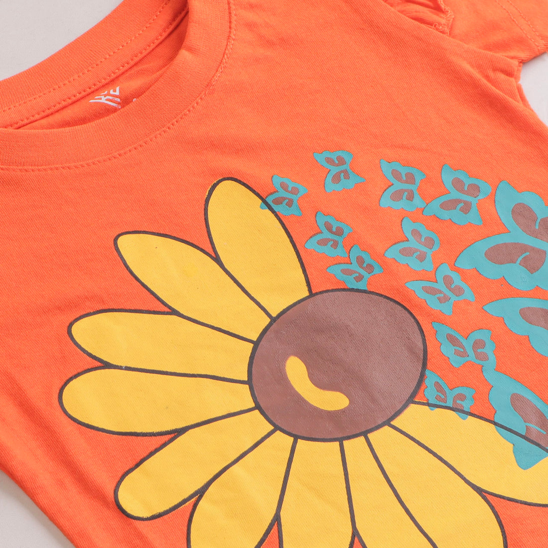 Girls Half sleeves T-shirt