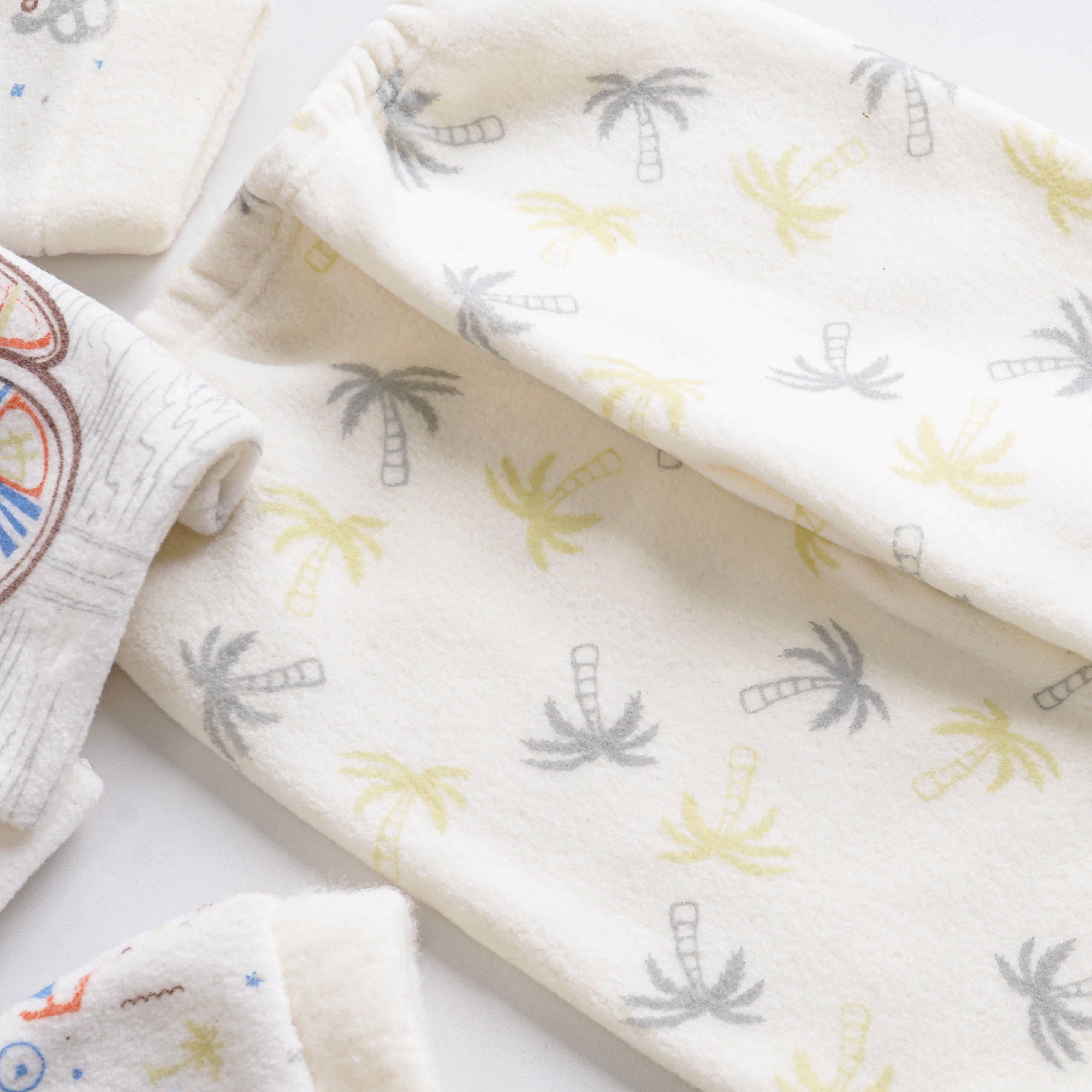 Infant Polar 3 Pcs Suit