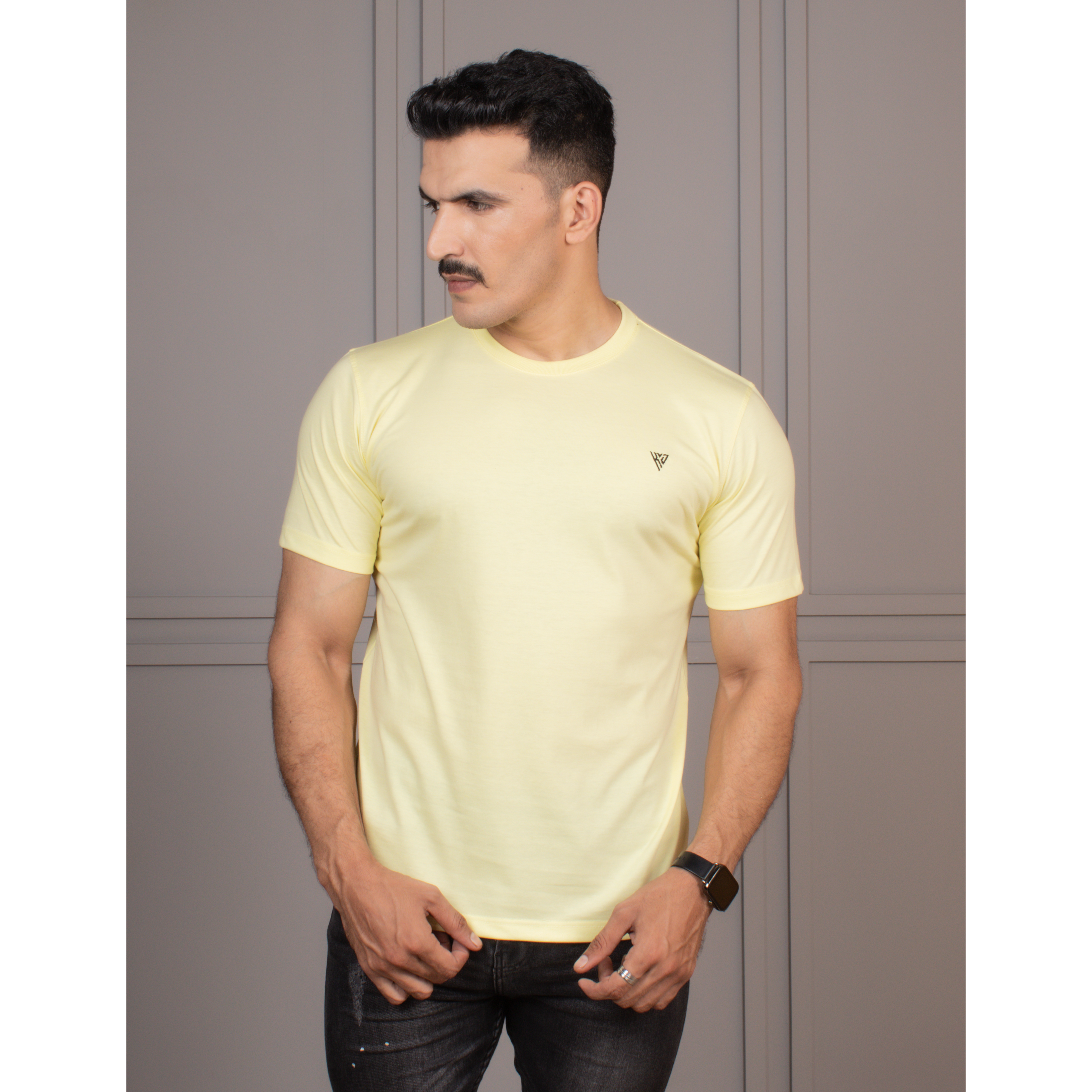 Men's Half Sleeve Round Neck T-Shirt Code-E